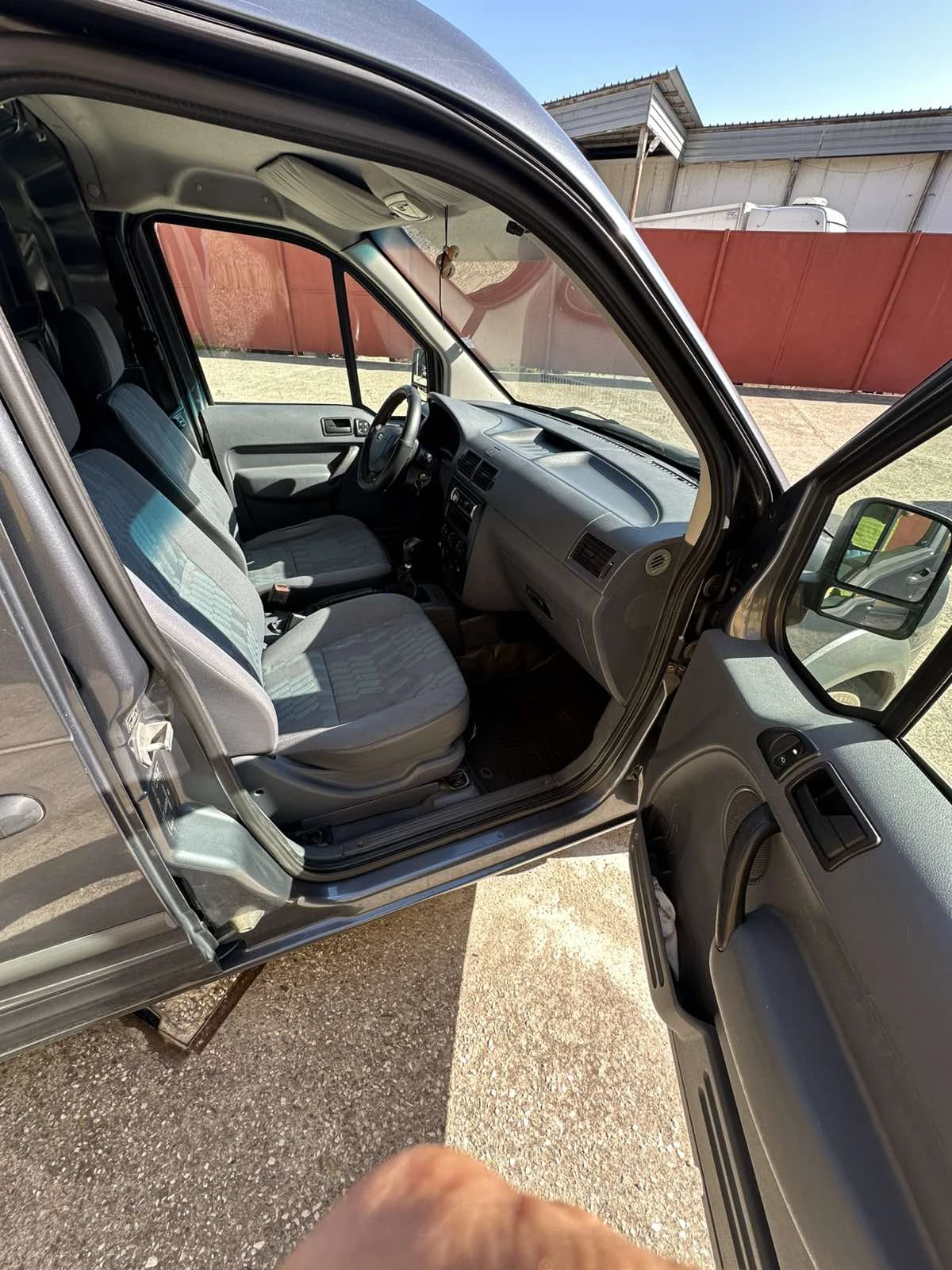 Ford Connect 200, снимка 8 - Автомобили и джипове - 55228525