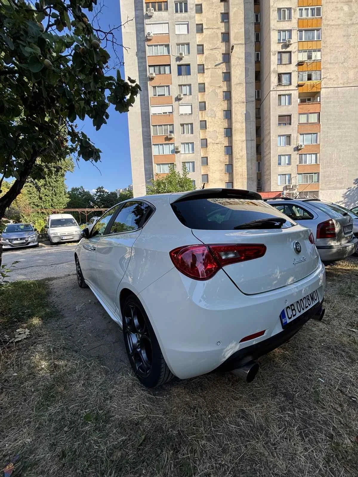 Alfa Romeo Giulietta, снимка 5 - Автомобили и джипове - 55538631