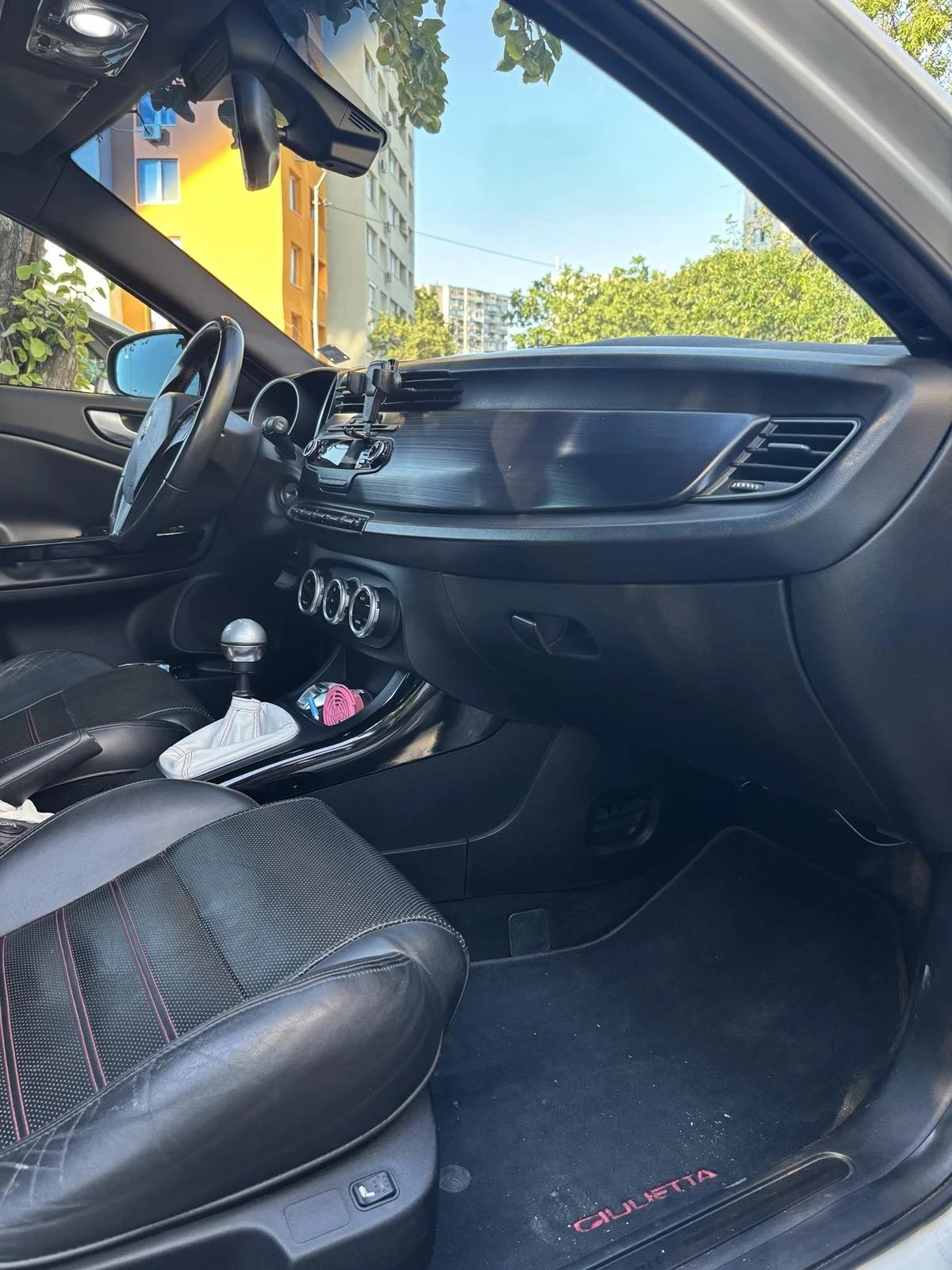 Alfa Romeo Giulietta, снимка 11 - Автомобили и джипове - 55538631