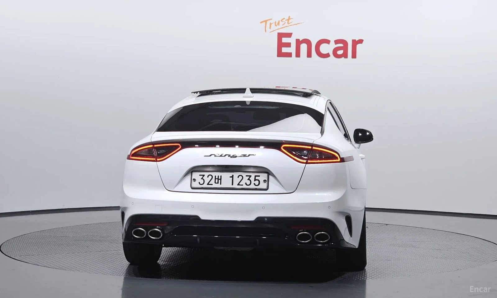 Kia Stinger Подгреви\Обдухване\4х4, снимка 4 - Автомобили и джипове - 55583473