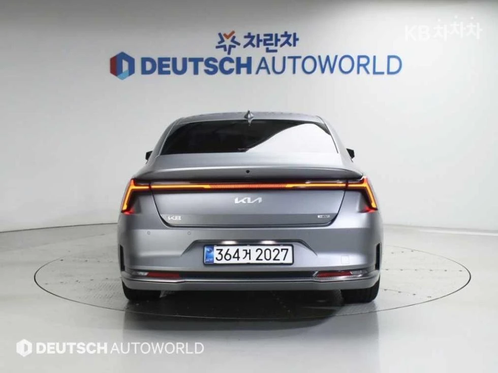 Kia K8 HYBRID SIGNATURE HEAD UP 360CAM FULL, снимка 4 - Автомобили и джипове - 55592990