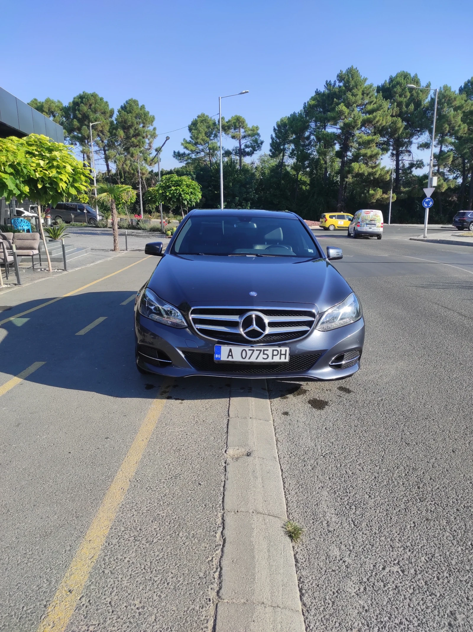 Mercedes-Benz E 220 2.2, снимка 2 - Автомобили и джипове - 55669723