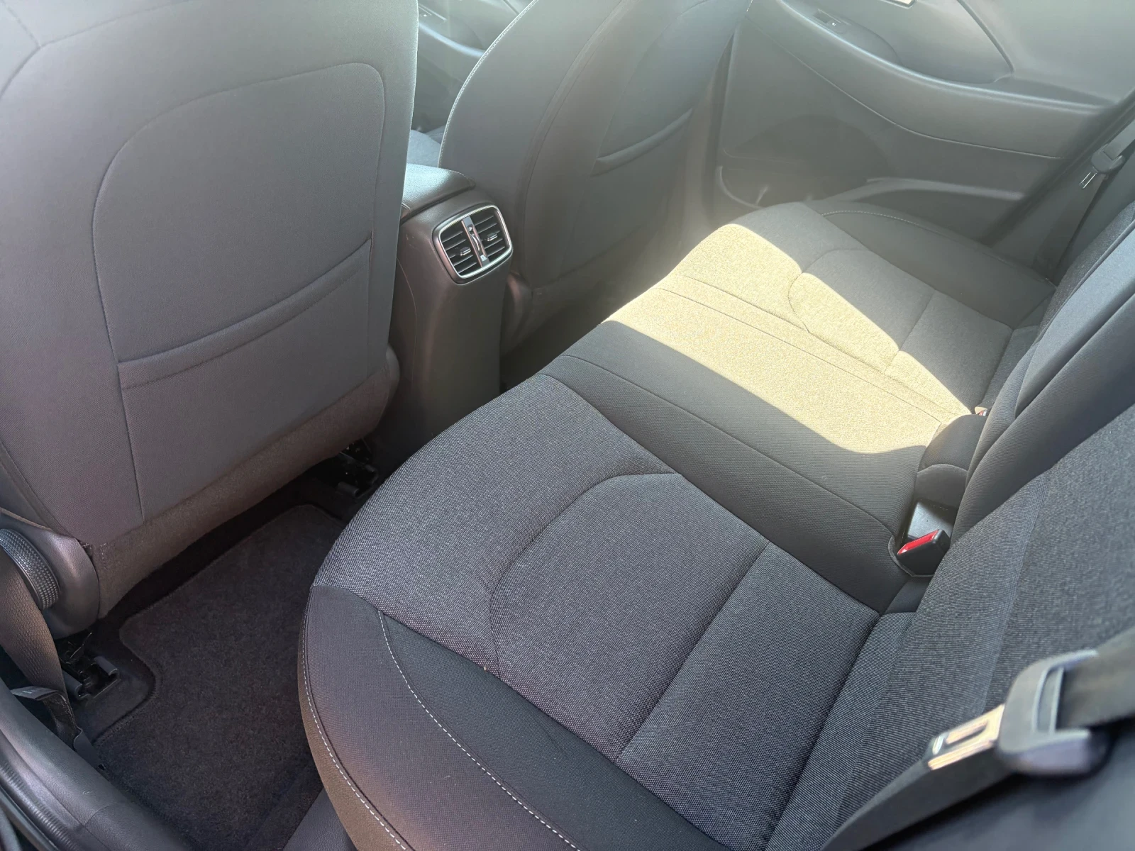 Hyundai I30 I30 1.5T-Gdi  Trend, снимка 8 - Автомобили и джипове - 56116378