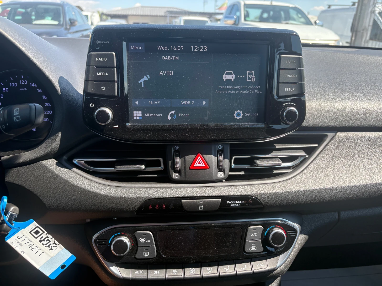 Hyundai I30 I30 1.5T-Gdi  Trend, снимка 12 - Автомобили и джипове - 56116378