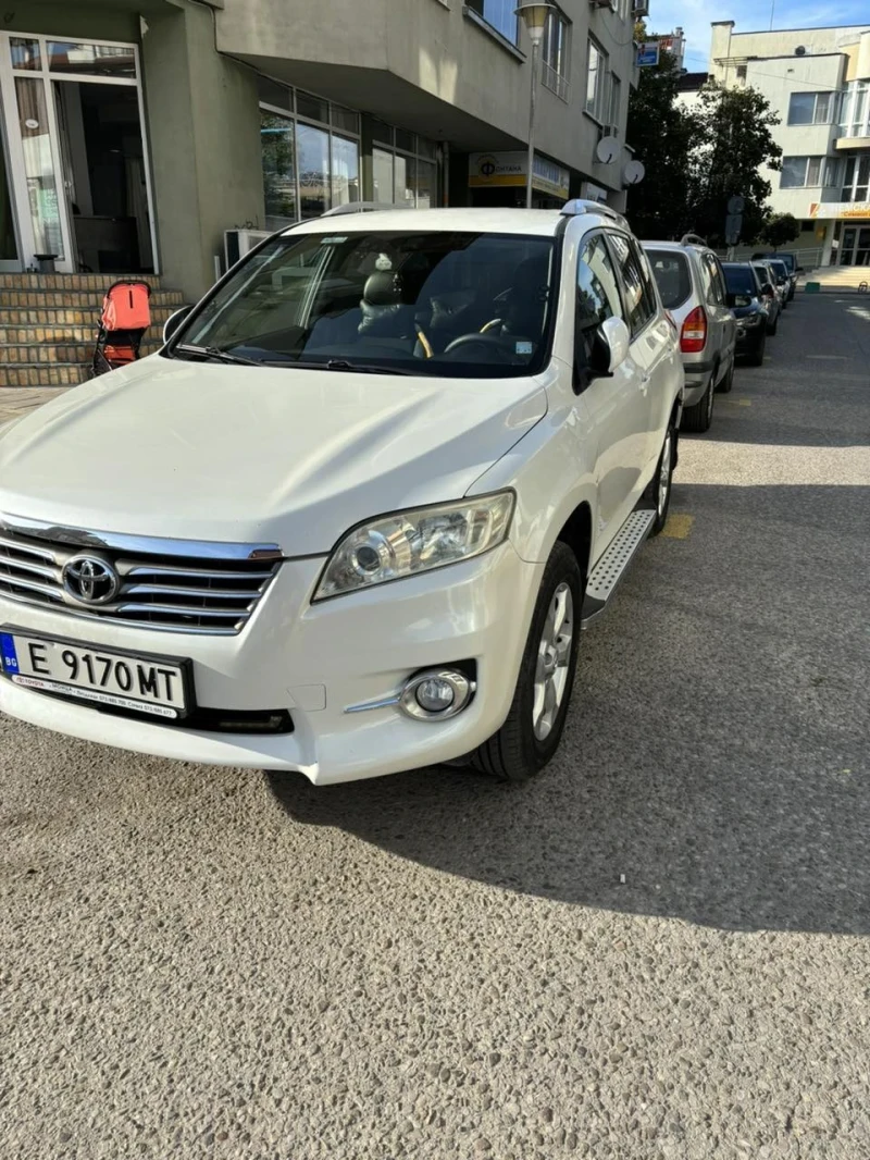 Toyota Rav4, снимка 1 - Автомобили и джипове - 47704419