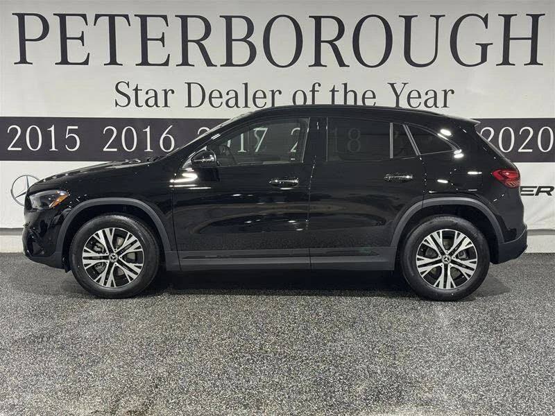 Mercedes-Benz GLA 250 4MATIC* АвтоКредит* (ЦЕНА ДО БГ), снимка 4 - Автомобили и джипове - 53657454