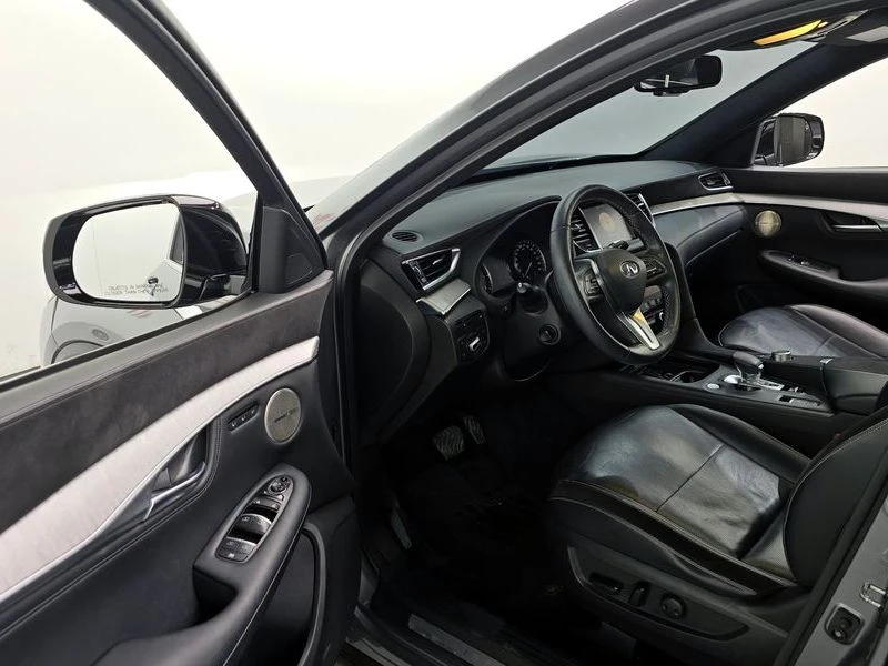 Infiniti QX50 2.0 Automatic, снимка 6 - Автомобили и джипове - 55597722