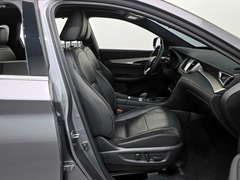 Infiniti QX50 2.0 Automatic, снимка 7 - Автомобили и джипове - 55597722