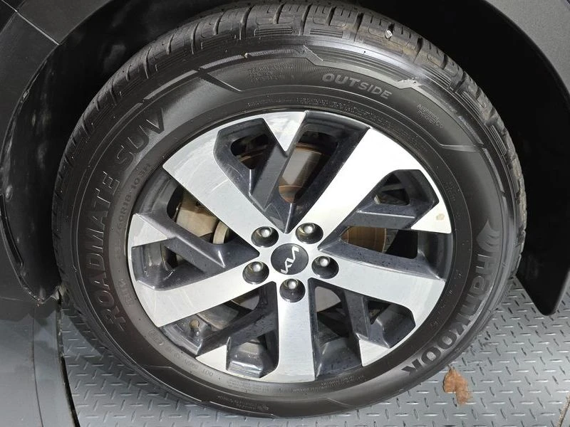 Kia Sorento 2.2 Automatic, снимка 5 - Автомобили и джипове - 55724420