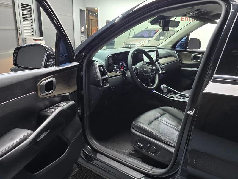 Kia Sorento 2.2 Automatic, снимка 10 - Автомобили и джипове - 55724420