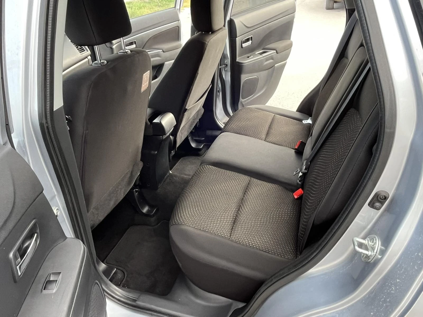 Mitsubishi ASX FACE 1.8DI-D 116к 6 СКОРОСТИ АВТОПИЛОТ ВНОС ИТАЛИЯ - изображение 9