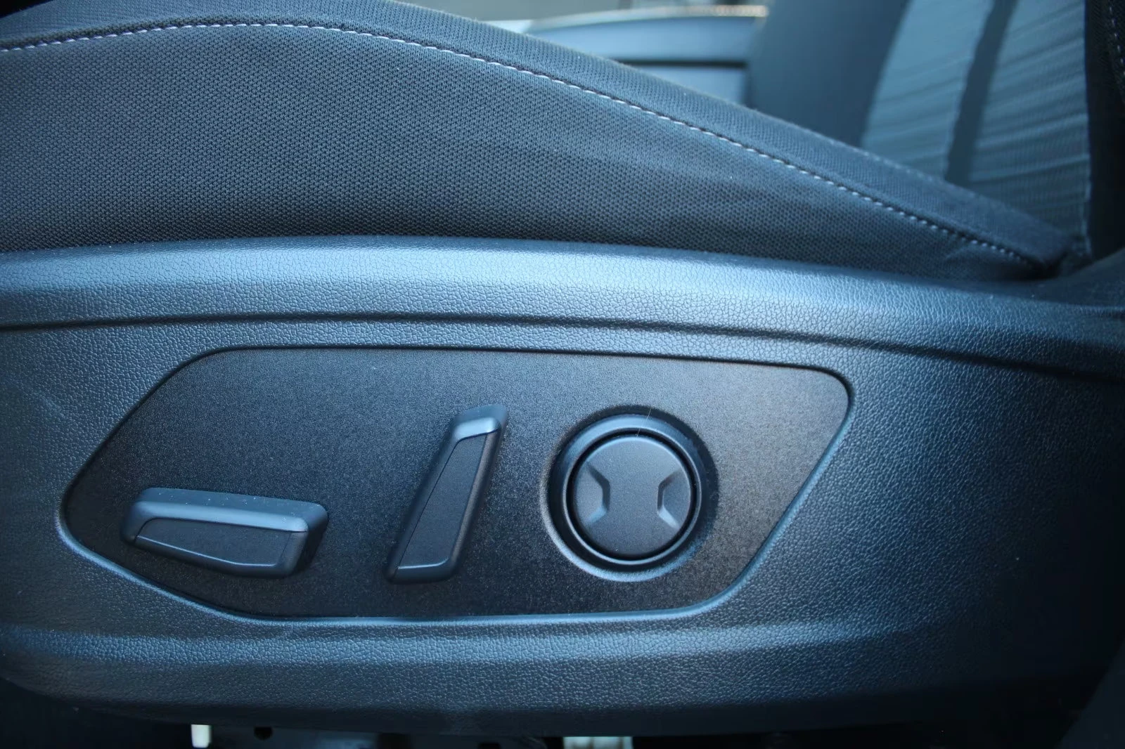 Kia Sorento 1.6PHEV/265HP/VISION/4X4/CAM/NAVI/DIGITAL/774v | Mobile.bg   16