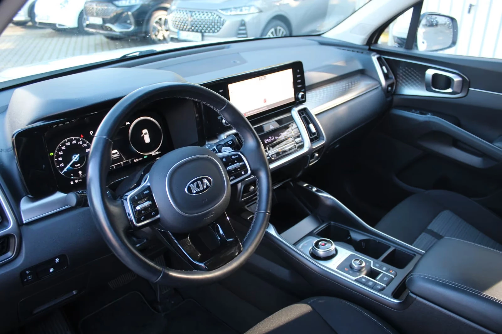 Kia Sorento 1.6PHEV/265HP/VISION/4X4/CAM/NAVI/DIGITAL/774v - изображение 10