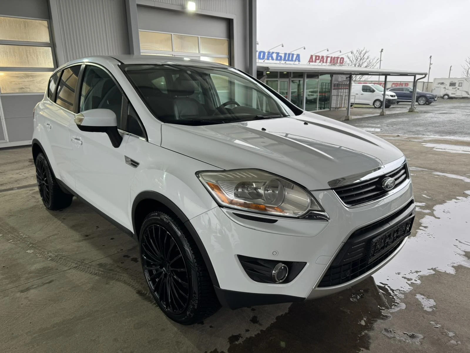 Ford Kuga 2.0D* 163ps* 4x4* AВТОМАТ* НАВИ* КОЖА* Keyless - изображение 7