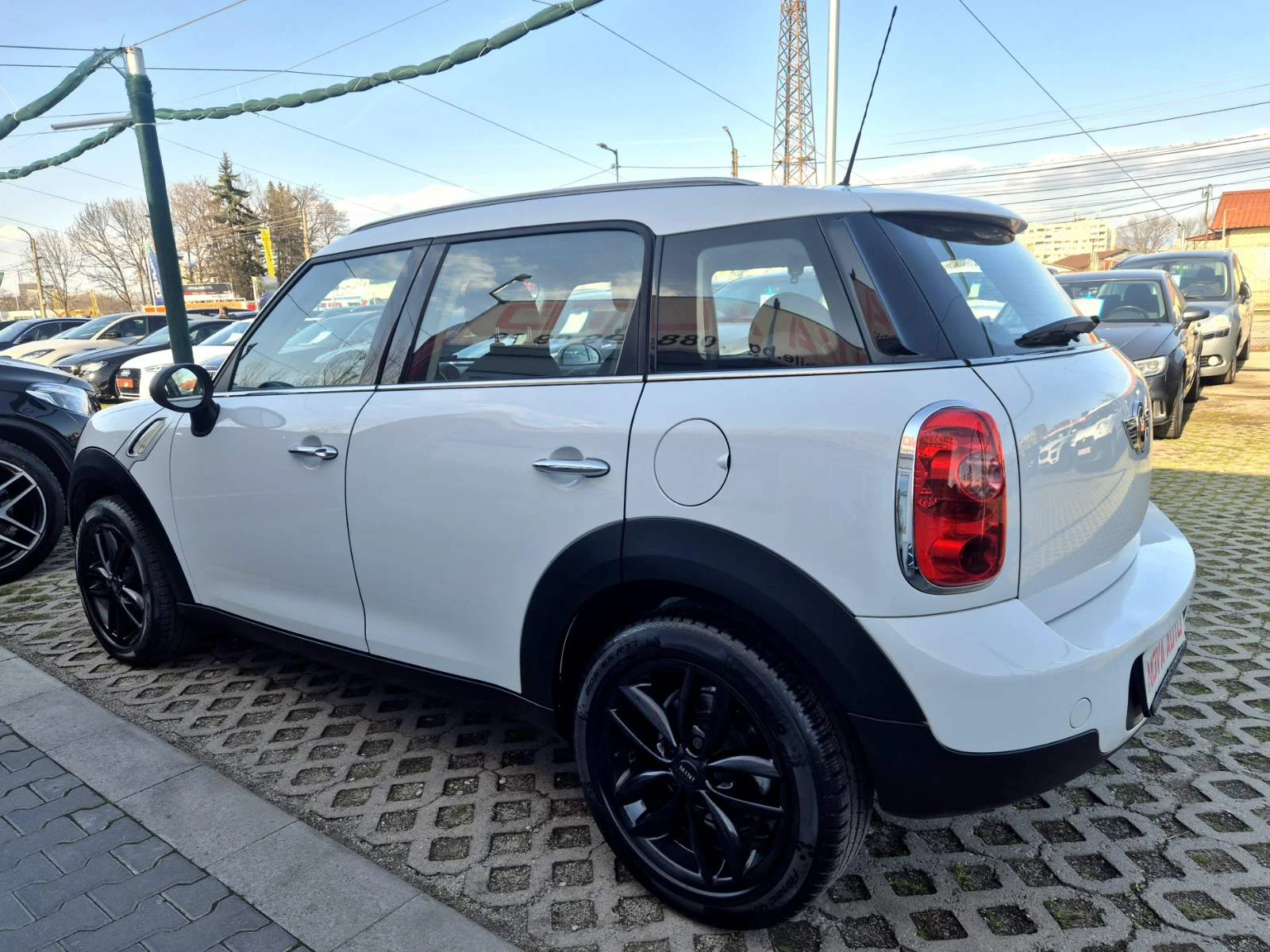 Mini Countryman 1.6-98кс-AUTOMATIC-151.000км, снимка 2 - Автомобили и джипове - 53762714