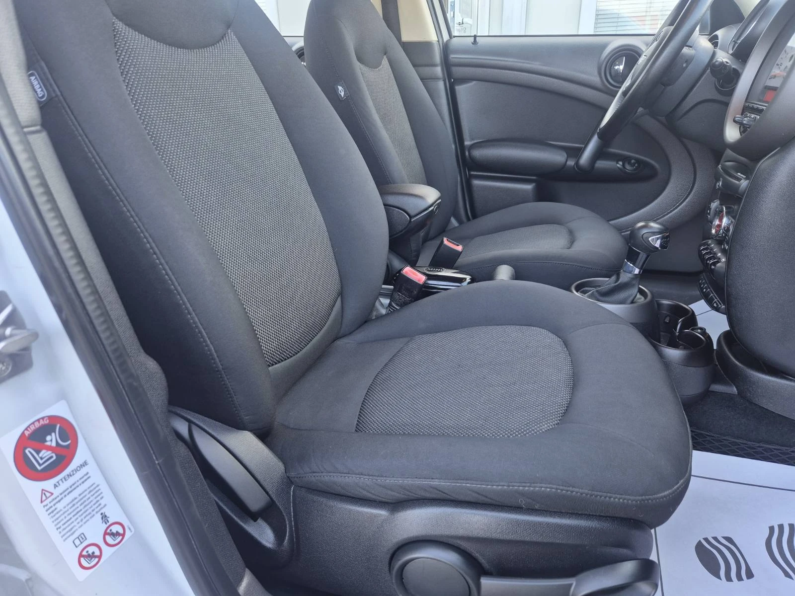 Mini Countryman 1.6-98кс-AUTOMATIC-151.000км, снимка 12 - Автомобили и джипове - 53762714