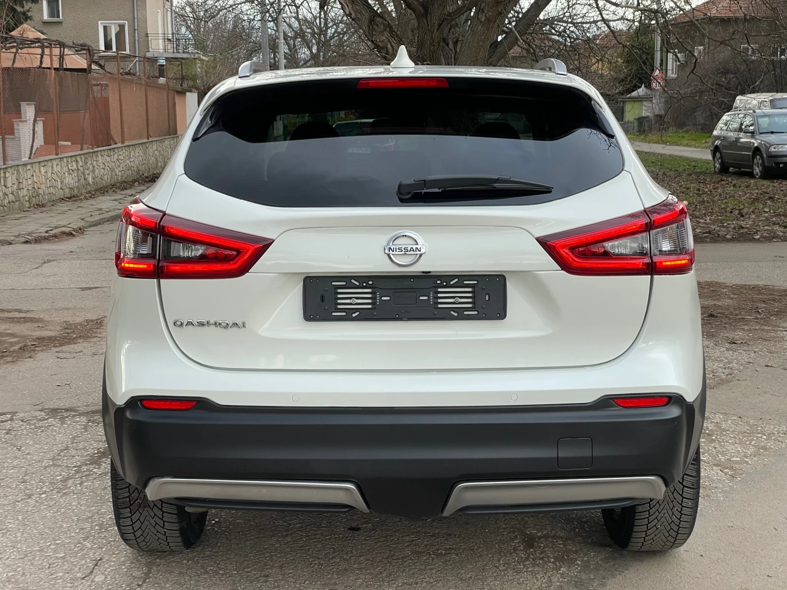 Nissan Qashqai 1.5dci* N-connecta* , снимка 6 - Автомобили и джипове - 53916306