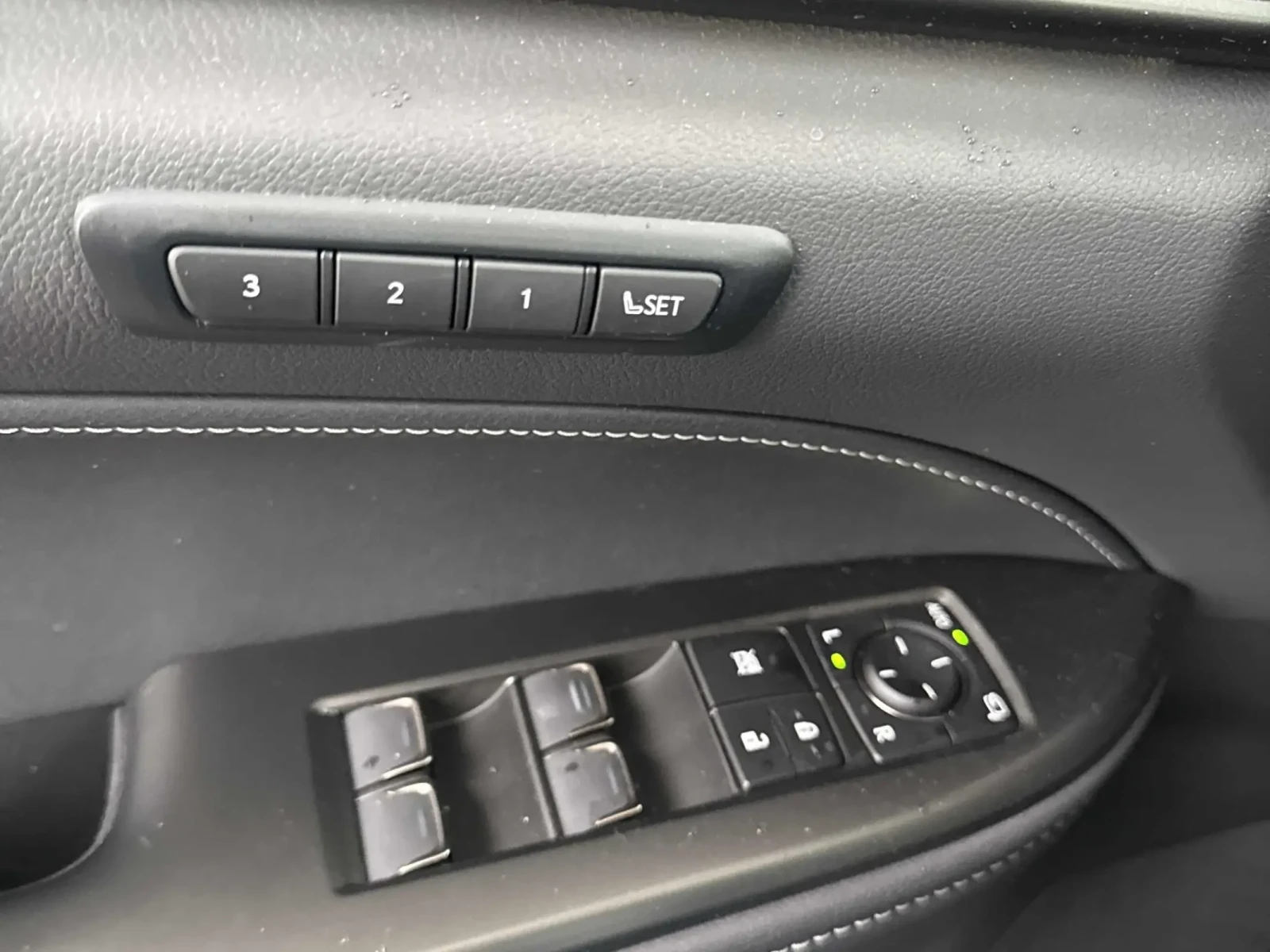 Lexus NX 350h * * CARFAX * * АВТО КРЕДИТ * * , снимка 8 - Автомобили и джипове - 53993725