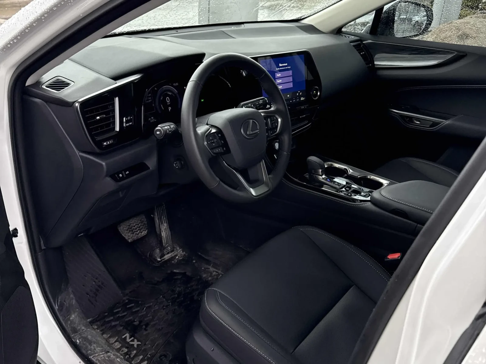 Lexus NX 350h * * CARFAX * * АВТО КРЕДИТ * * , снимка 6 - Автомобили и джипове - 53993725