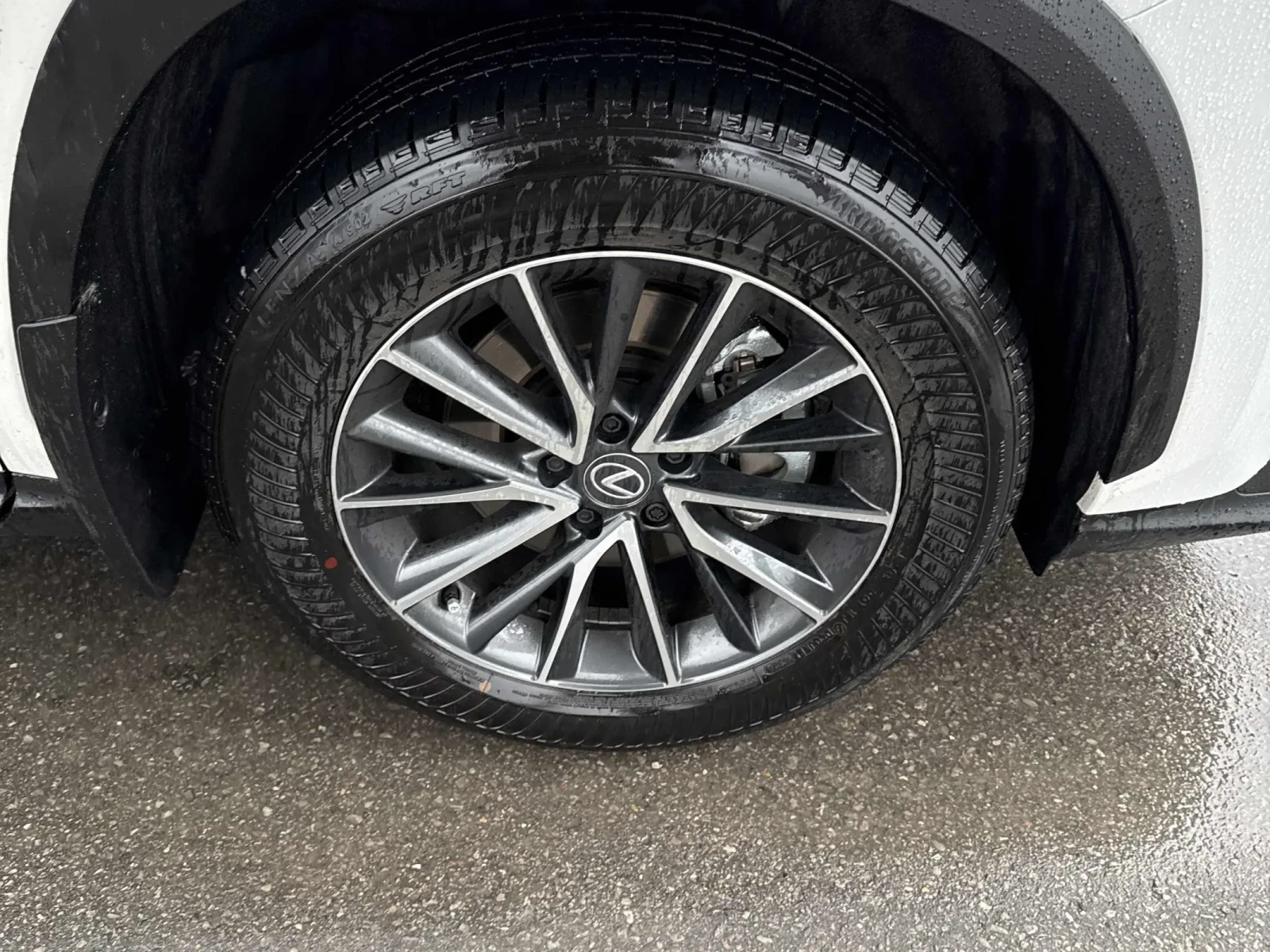 Lexus NX 350h * * CARFAX * * АВТО КРЕДИТ * * , снимка 12 - Автомобили и джипове - 53993725