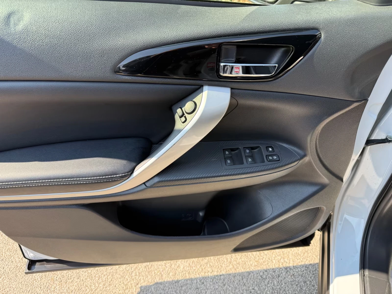 Mitsubishi Eclipse Cross PLUS/SELECT/188HP/360CAM/FULL/4x4/, снимка 10 - Автомобили и джипове - 54038333