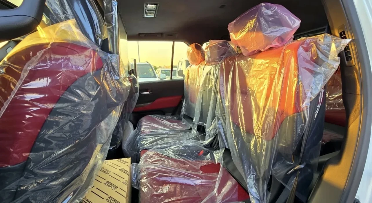 Toyota Land cruiser 300 VX-R 3.5L V6 TWIN TURBO | 15KM | Mobile.bg � ����������� 11