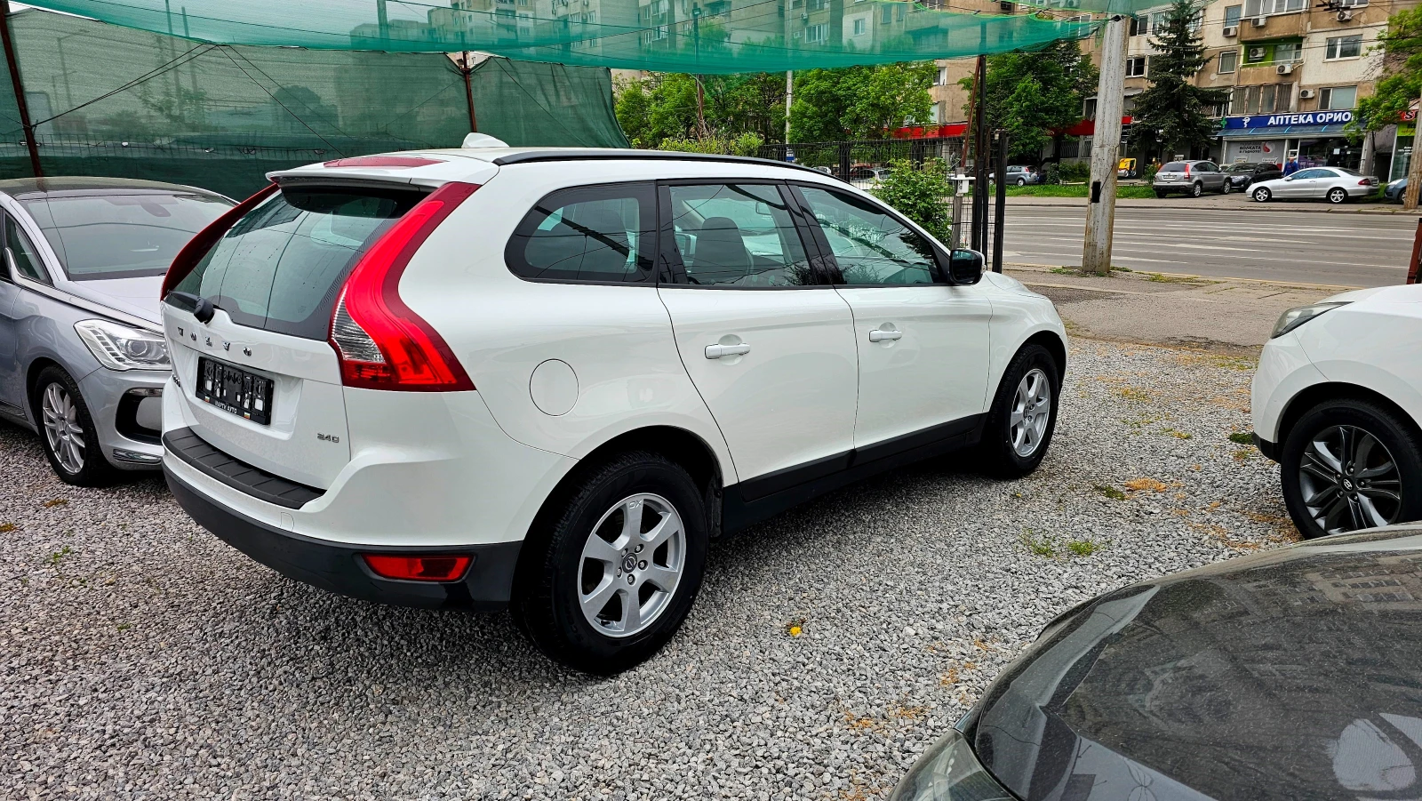 Volvo XC60 D-5-175kc, снимка 2 - Автомобили и джипове - 54477524