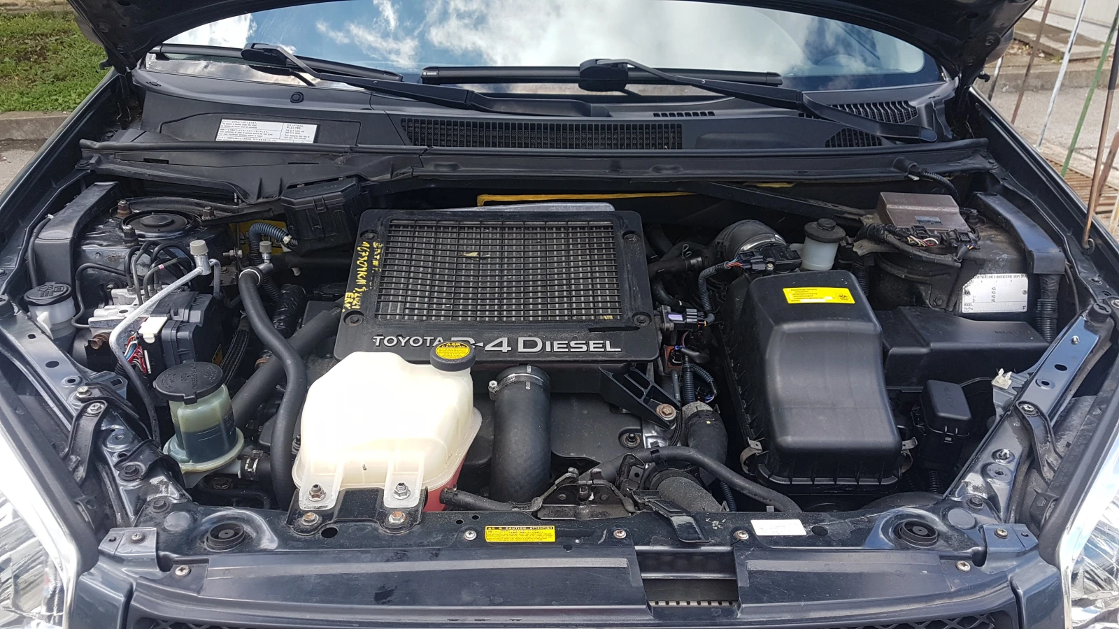Toyota Rav4 2.0-D4D 4×4, снимка 11 - Автомобили и джипове - 54758844