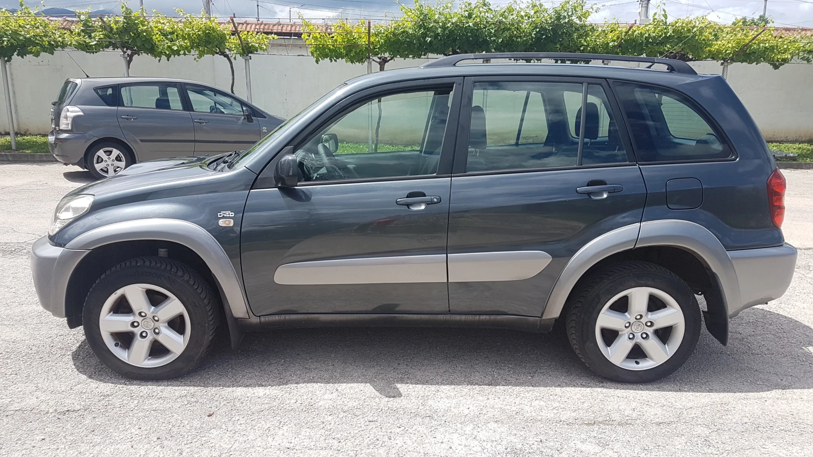 Toyota Rav4 2.0-D4D 4×4, снимка 4 - Автомобили и джипове - 54758844
