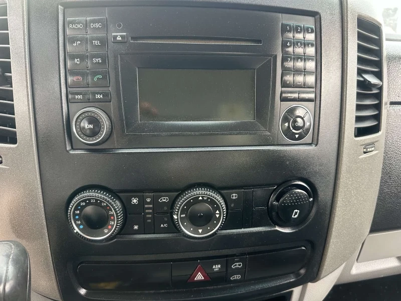 Mercedes-Benz Sprinter 310, снимка 12 - Бусове и автобуси - 51415942