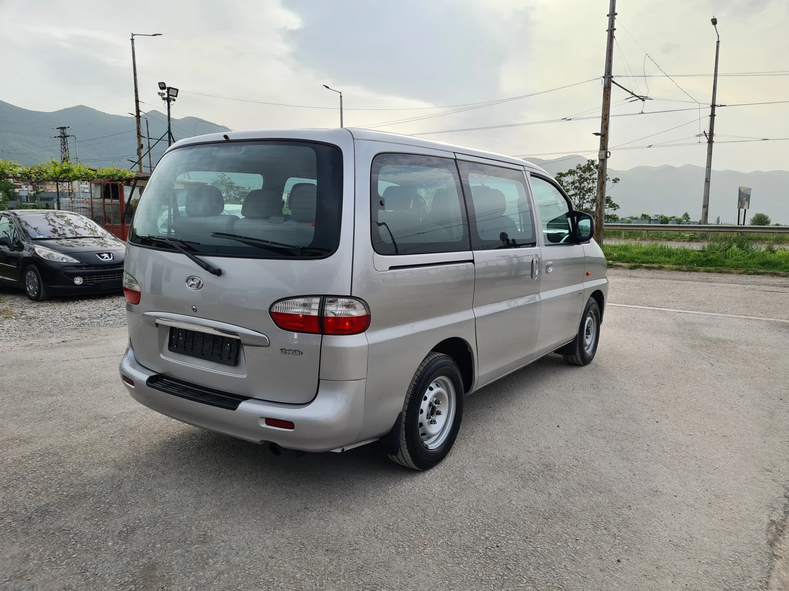 Hyundai H1 2.5CRDI. 140kc.8+ 1. Feislift..105000хил - изображение 5