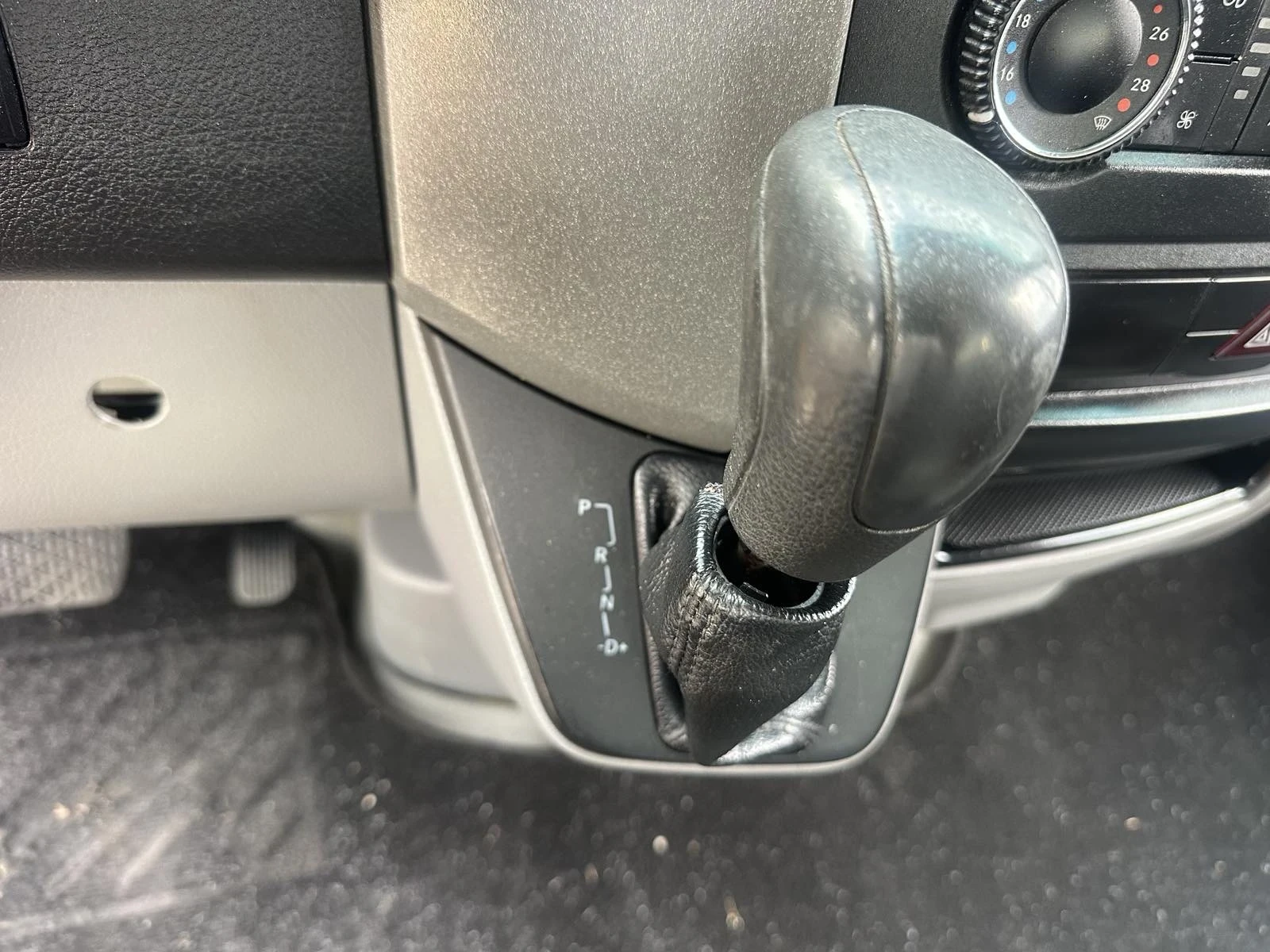 Mercedes-Benz Sprinter 310 | Mobile.bg   13