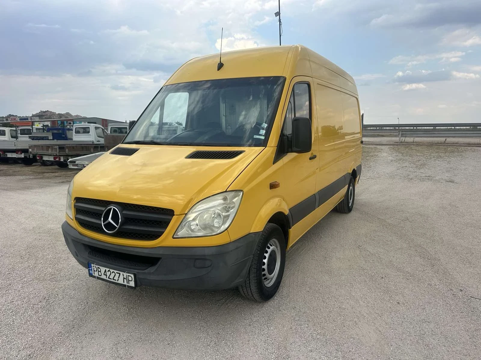 Mercedes-Benz Sprinter 310  - изображение 2