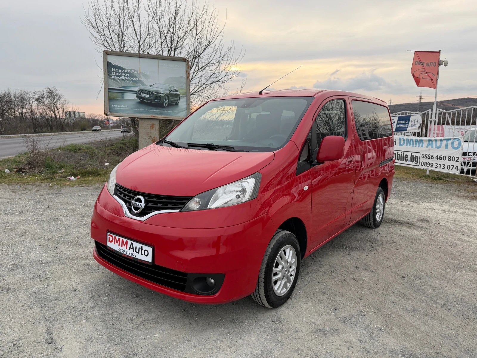 Nissan NV200 EVALIA / БЕНЗИН / СТАВА НА ГАЗ / 6+ 1 / ПЪТНИЧЕСКИ
