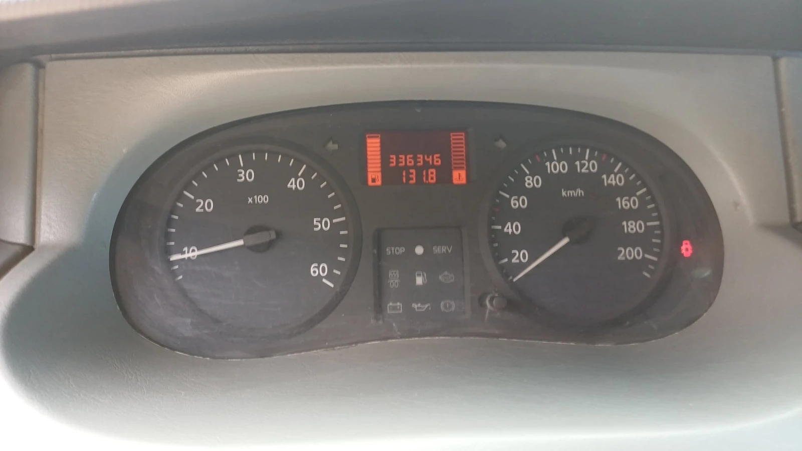 Opel Vivaro, снимка 6 - Бусове и автобуси - 54000855