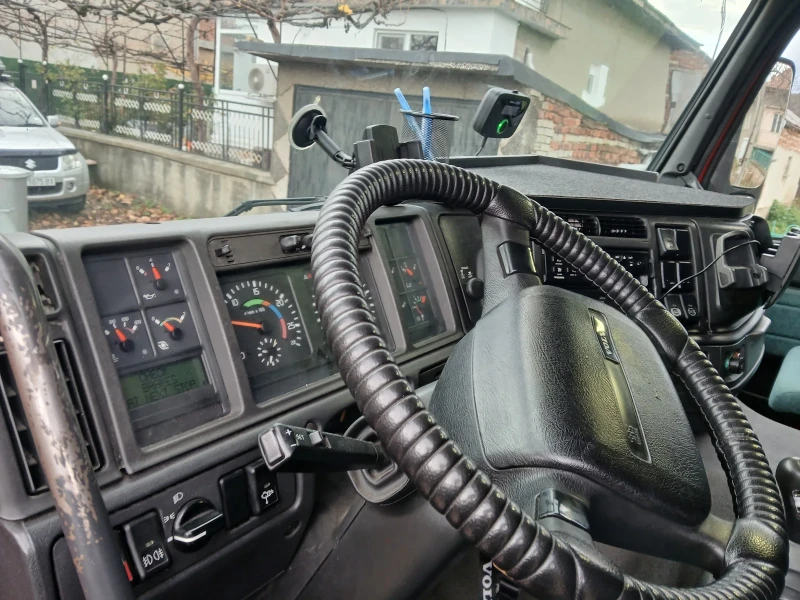 Volvo Fm12 СПЕЦИАЛЕН , снимка 6 - Камиони - 52542936