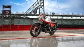 Moto Guzzi V 7 Stone Corsa, снимка 5
