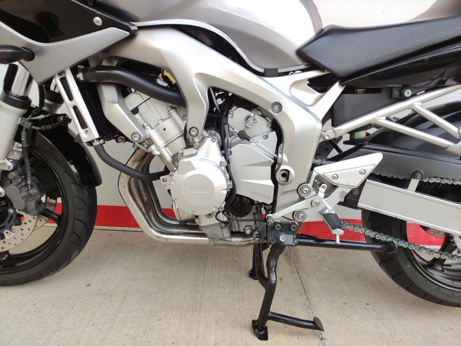 Yamaha Fazer 600i - изображение 6