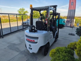 ������� Nissan 2.5 ���� / 5.5 ����� / �������� / ��� / �������  | Mobile.bg � ����� ������ 5