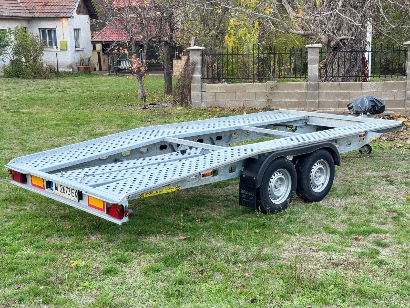   Sirius TAURUS GALA 4.60/2.05m  | Mobile.bg   3