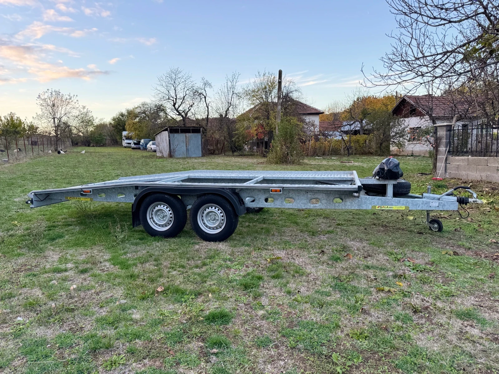   Sirius TAURUS GALA 4.60/2.05m  | Mobile.bg   2