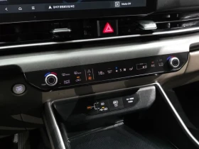Kia Carnival Hev 9-Seater Prestige, снимка 17
