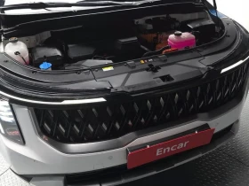 Kia Carnival Hev 9-Seater Prestige, снимка 6