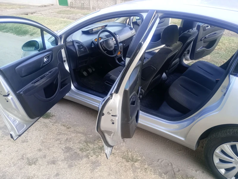 Citroen C4 1.4i 88k.c, снимка 14 - Автомобили и джипове - 47172707