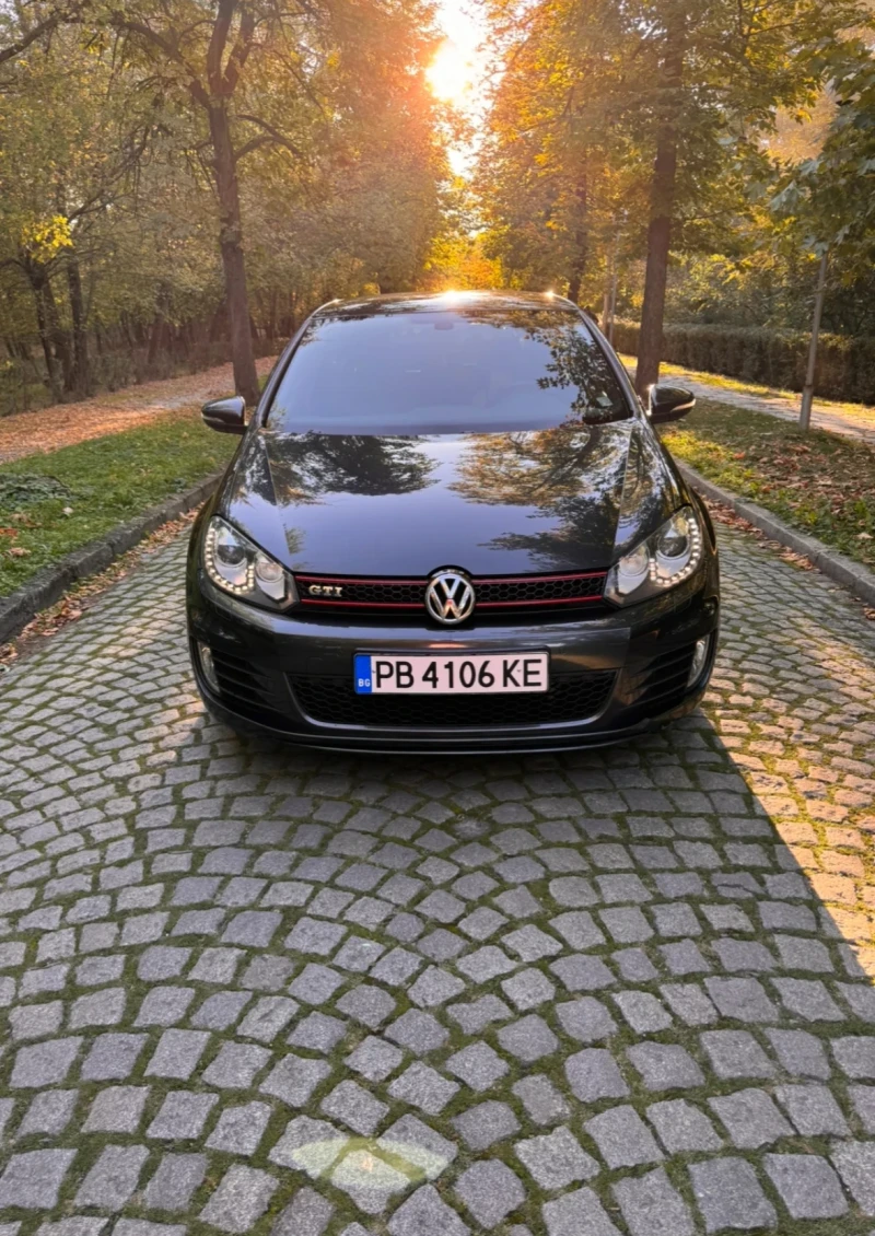 VW Golf VW Golf GTI 2.0i 211HP ТОП Състояние. Регистриран!, снимка 1 - Автомобили и джипове - 47653713