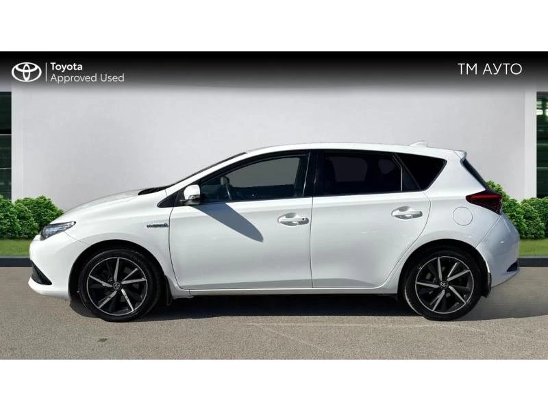 Toyota Auris 1.8 HSD LUNA PLUS, снимка 3 - Автомобили и джипове - 49435858