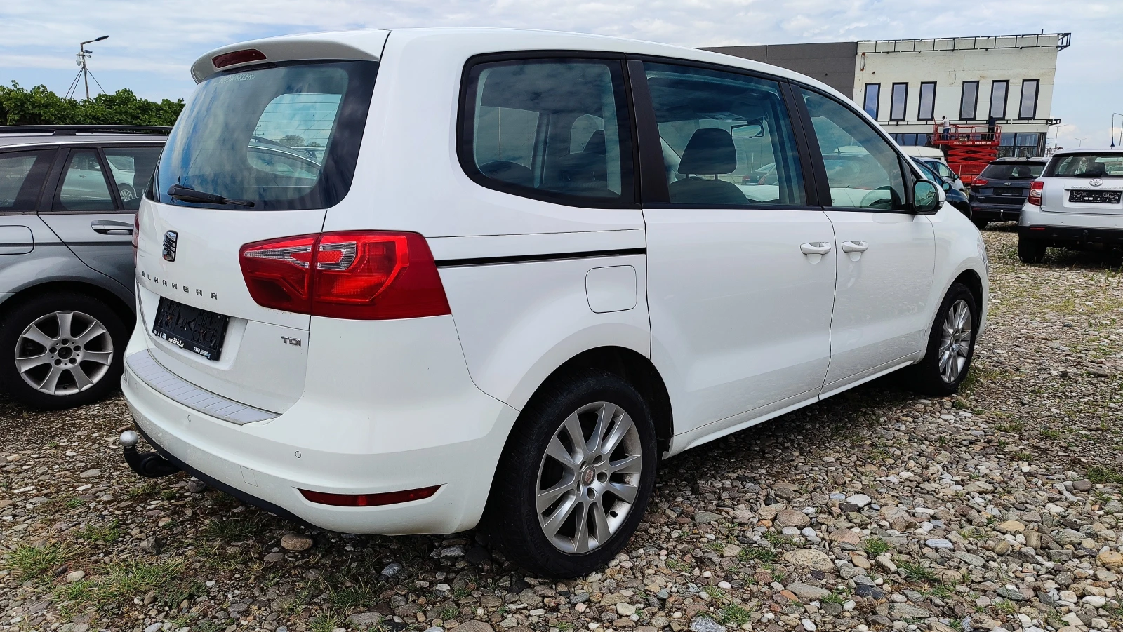 Seat Alhambra 6 DSG - изображение 3