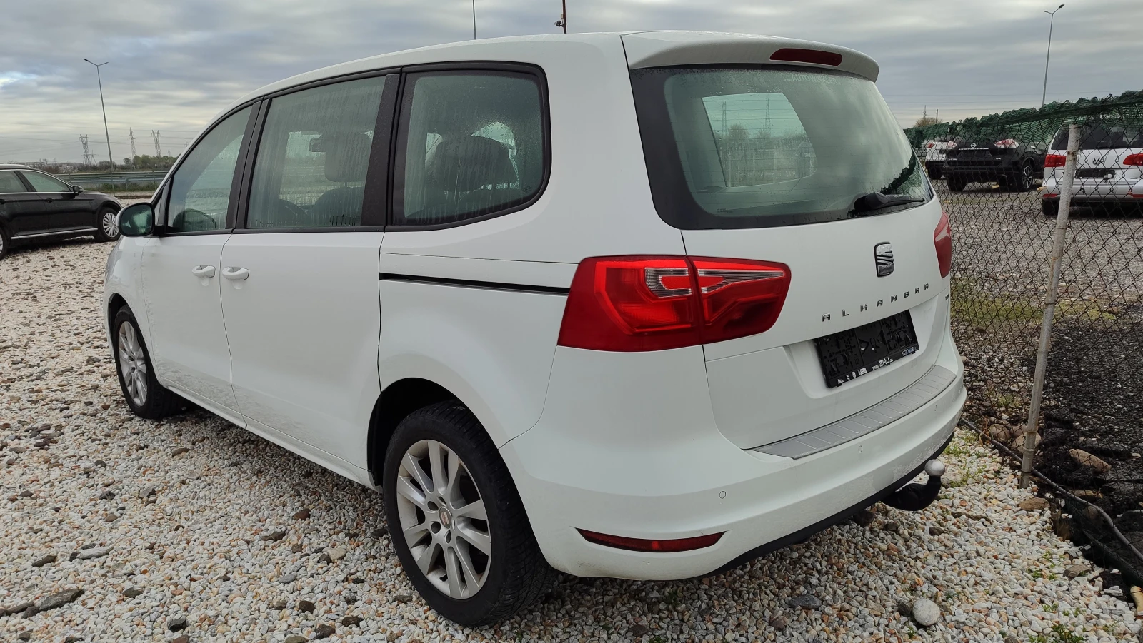 Seat Alhambra 6 DSG, снимка 3 - Автомобили и джипове - 45333214