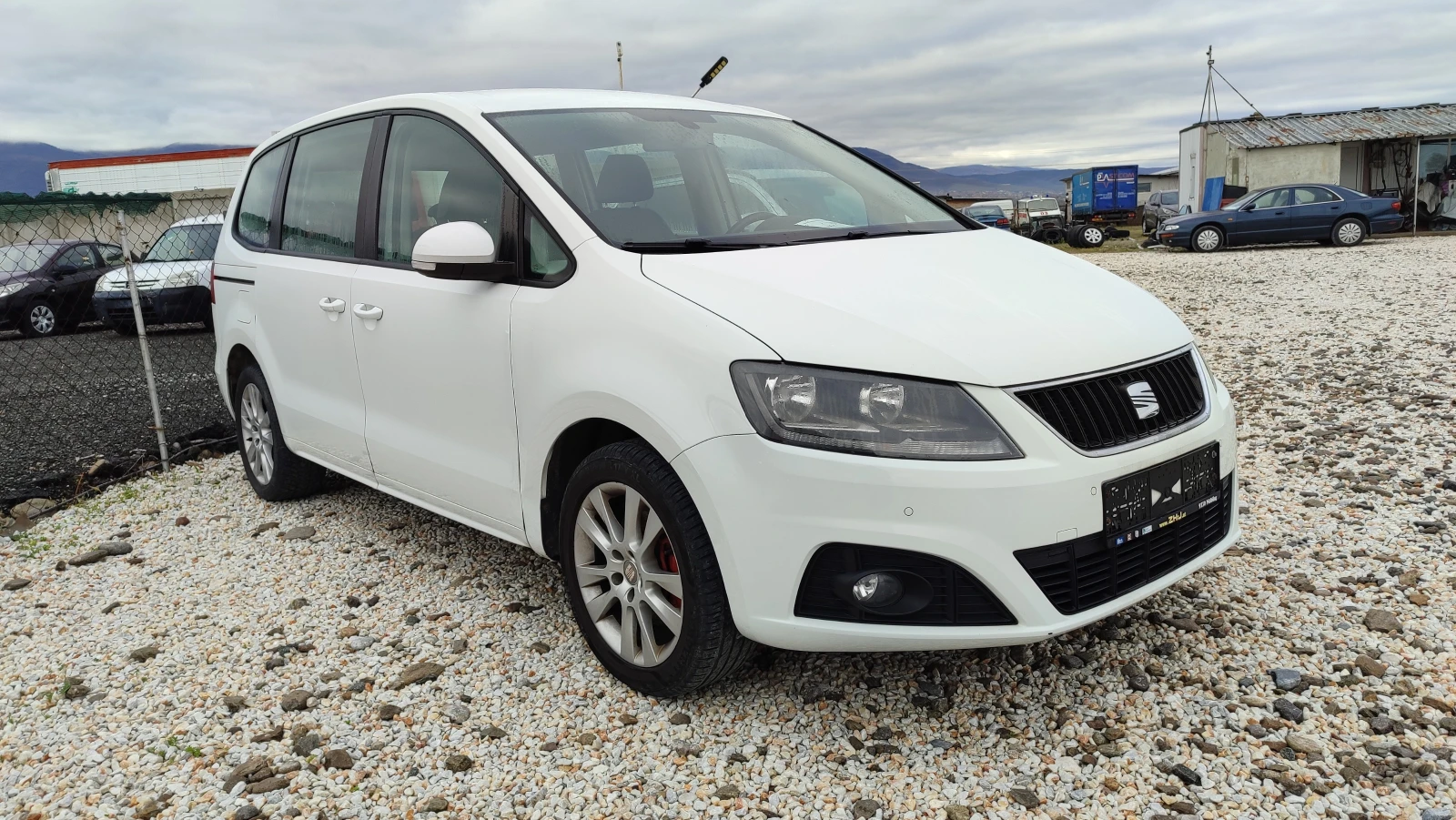 Seat Alhambra 6 DSG, снимка 2 - Автомобили и джипове - 45333214