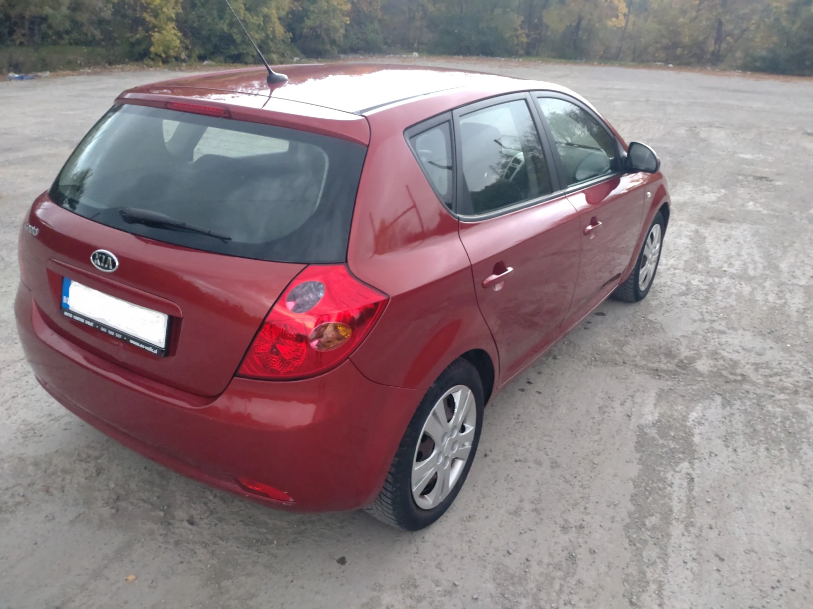 Kia Ceed 1.6 - изображение 4